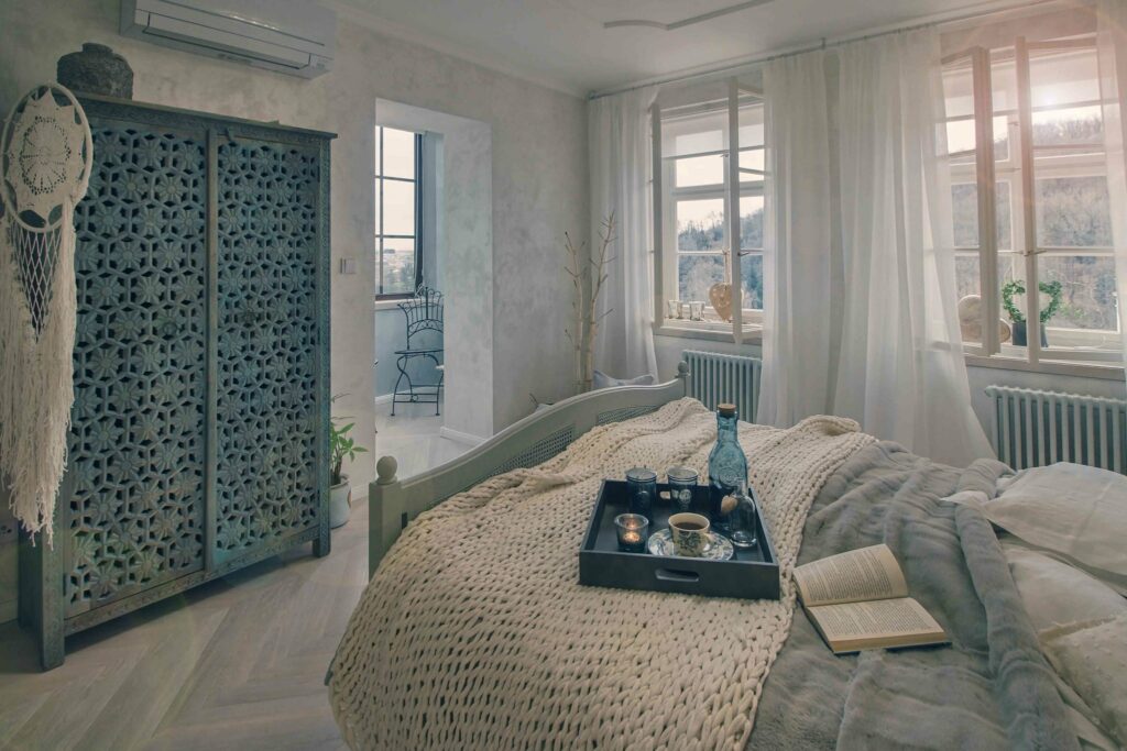 🇨🇿 Prague, apartment near Prague Castle, Anuova Line radiators